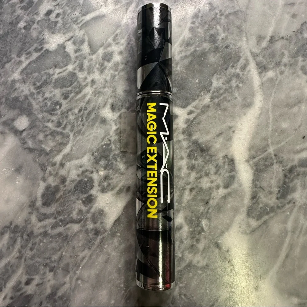Mac Magic Extension Mascara‎ Black